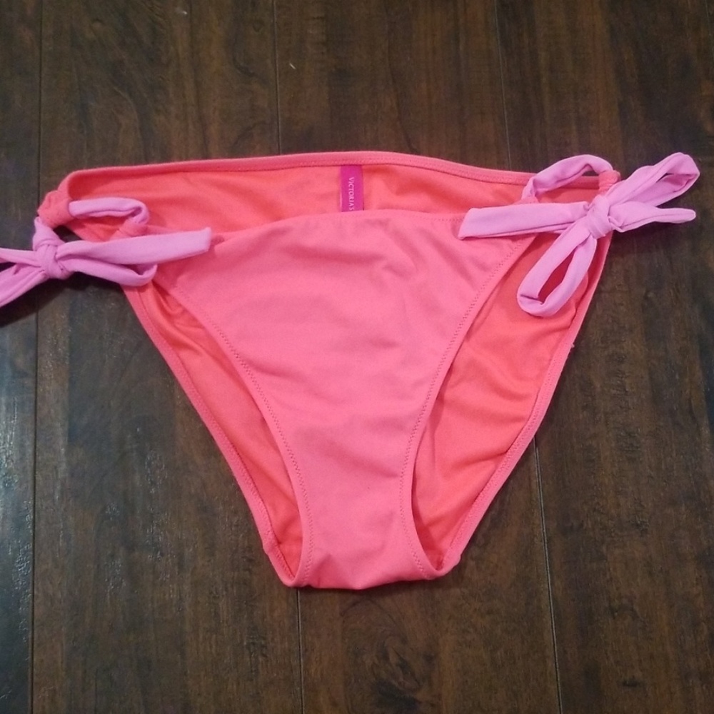Vs pink swim bottoms- large